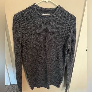 NWOT Old Navy Women’s thick sweater